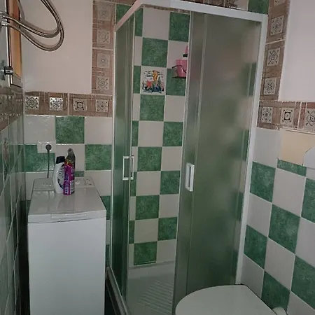 Apartman Iride81 *